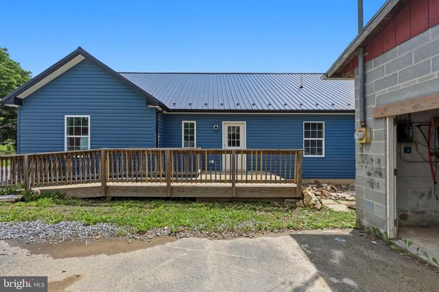8757 HEDGESVILLE RD, Hedgesville, WV 25427