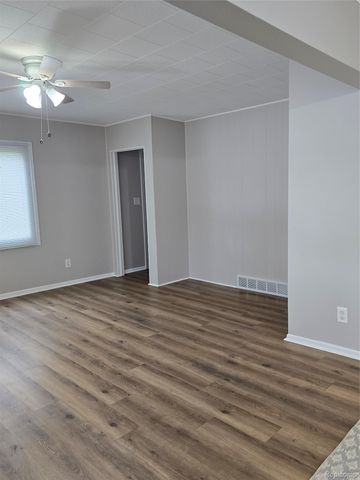 9114 Pontiac Lake Road, White Lake Charter Township, MI 48386