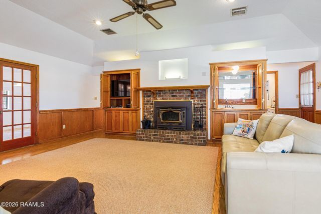 1146 Johnson Road, Breaux Bridge, LA 70517