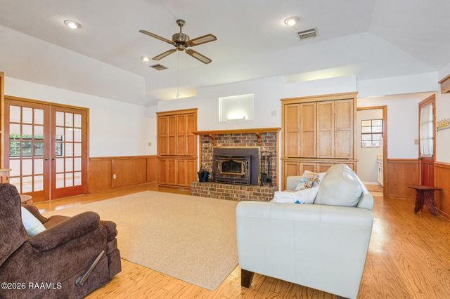 1146 Johnson Road, Breaux Bridge, LA 70517