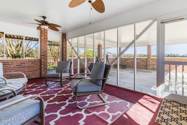 1146 Johnson Road, Breaux Bridge, LA 70517