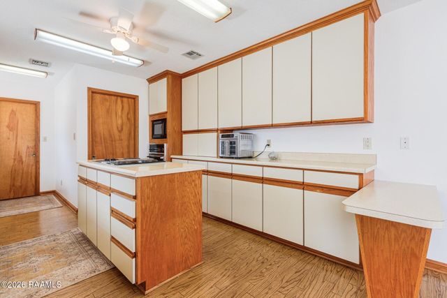 1146 Johnson Road, Breaux Bridge, LA 70517