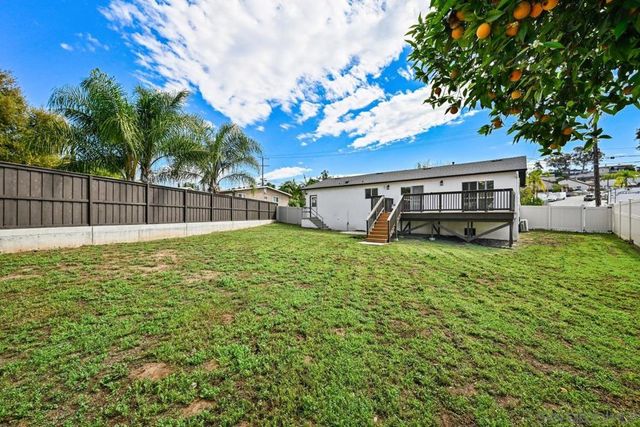 1526 Greenfield Dr, El Cajon, CA 92021