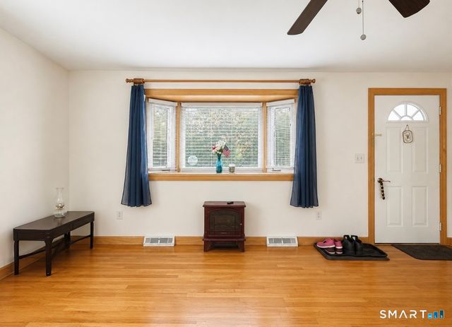 6 Linda Lane, Plainfield, CT 06374