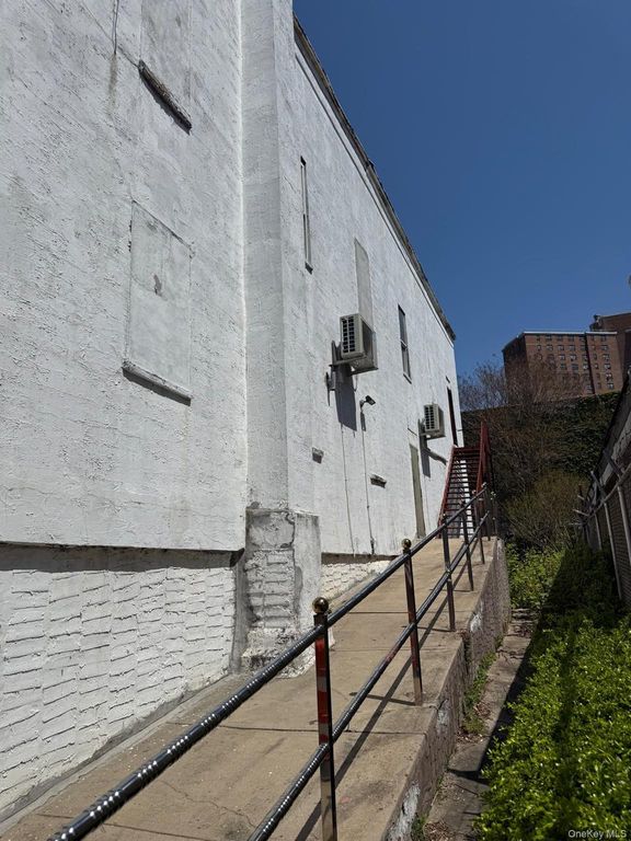 169 Chester Street, Brooklyn, NY 11212 — photo 2