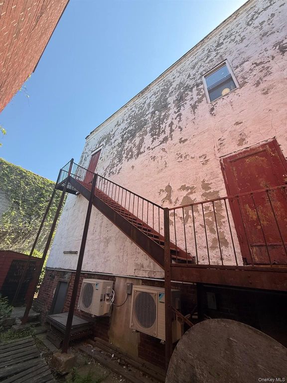 169 Chester Street, Brooklyn, NY 11212 — photo 4