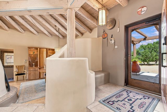 112 Sunrise Drive E, Santa Fe, NM 87506