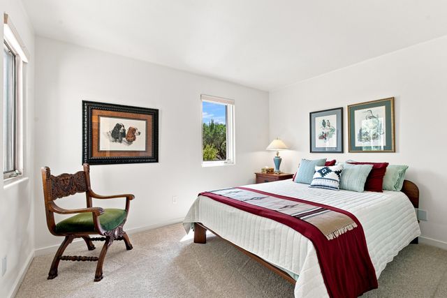 112 Sunrise Drive E, Santa Fe, NM 87506