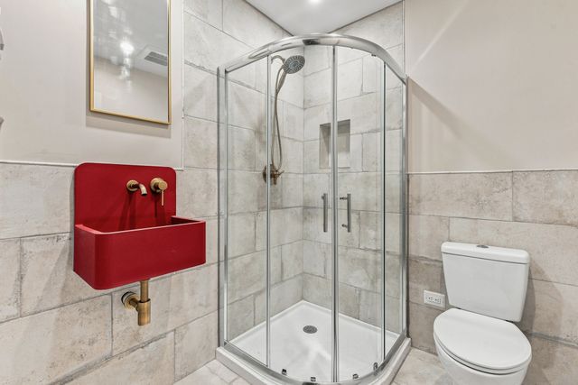 112 Sunrise Drive E, Santa Fe, NM 87506