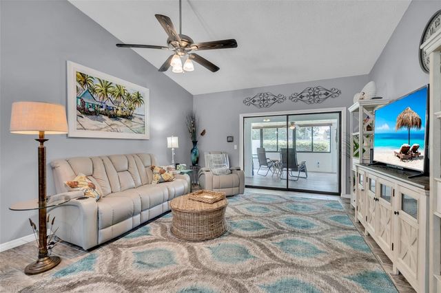 1409 56TH STREET W 1409, Bradenton, FL 34209