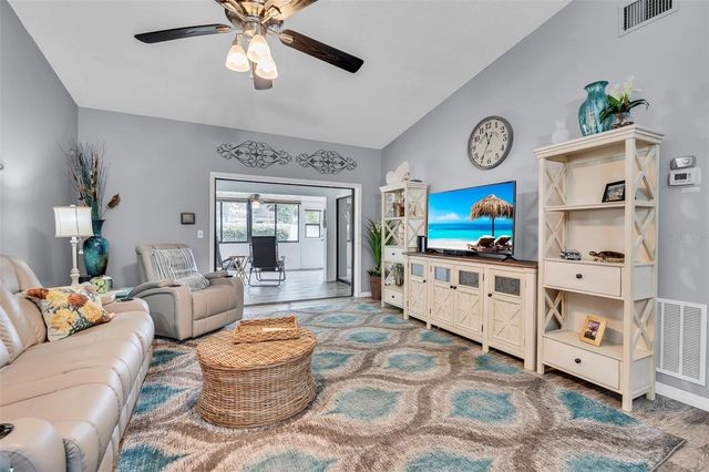 1409 56TH STREET W 1409, Bradenton, FL 34209