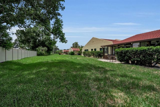 1409 56TH STREET W 1409, Bradenton, FL 34209
