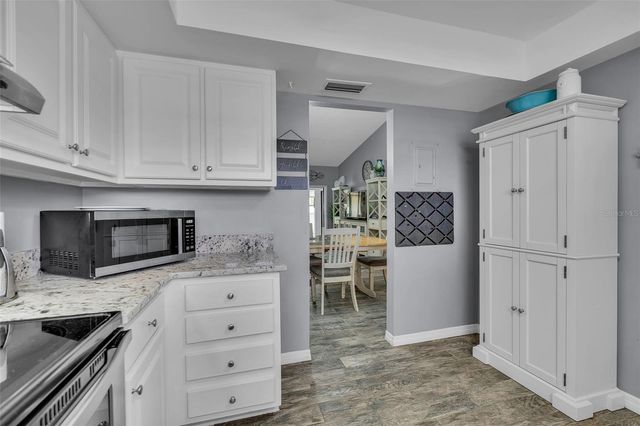 1409 56TH STREET W 1409, Bradenton, FL 34209