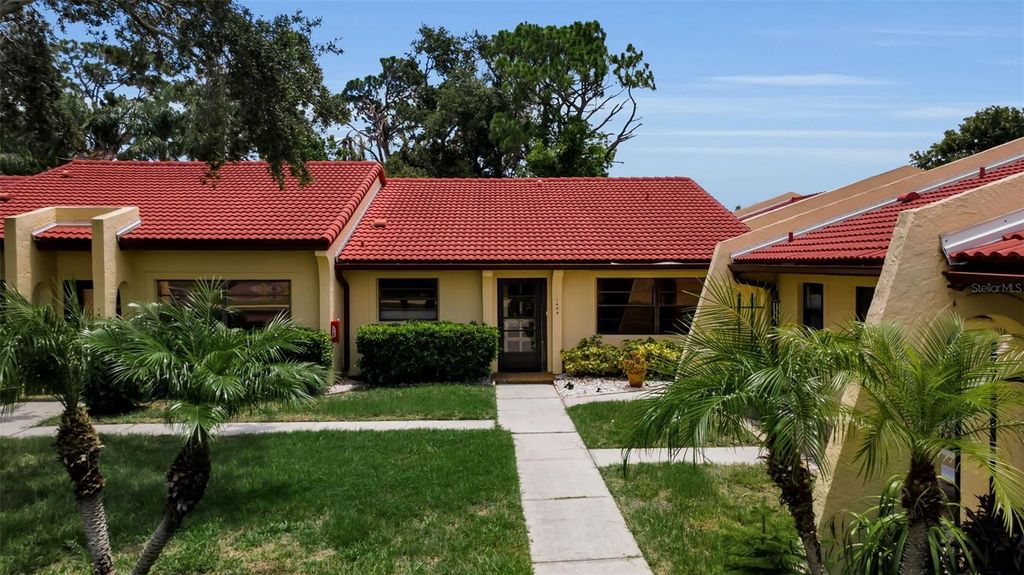 1409 56TH STREET W 1409, Bradenton, FL 34209
