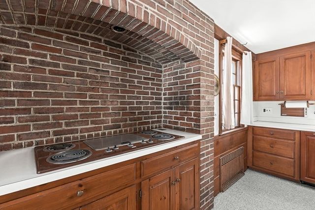 10 Dartmouth Street, Winchester, MA 01890