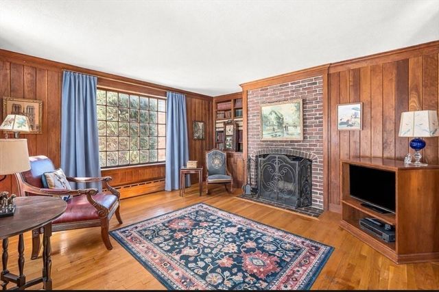 10 Dartmouth Street, Winchester, MA 01890