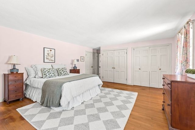 10 Dartmouth Street, Winchester, MA 01890