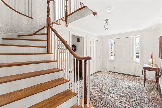 10 Dartmouth Street, Winchester, MA 01890