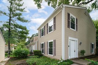 120 Bright Oaks Circle, Cary, IL 60013