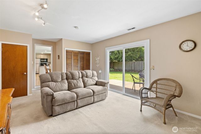15115 3rd Lane NE, Duvall, WA 98019