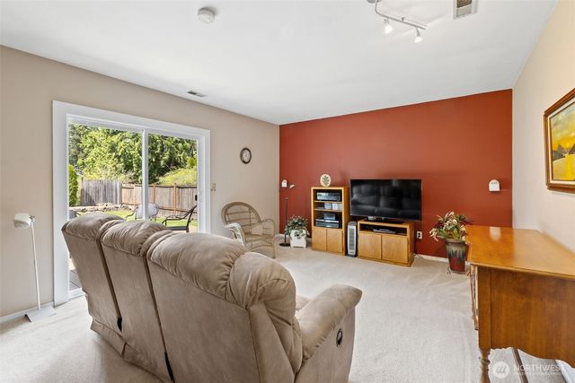 15115 3rd Lane NE, Duvall, WA 98019