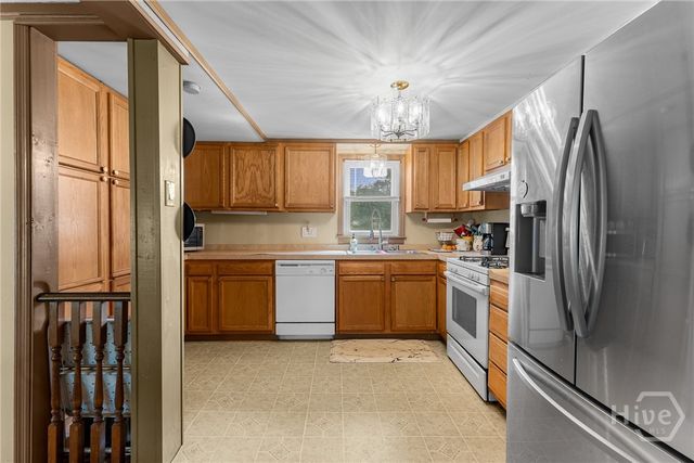 302 Chevis Road, Savannah, GA 31419