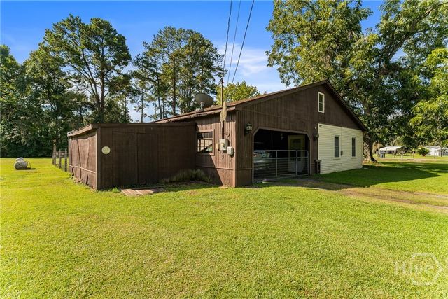 302 Chevis Road, Savannah, GA 31419