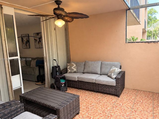 10625 SW 112th Avenue 111, Miami, FL 33176