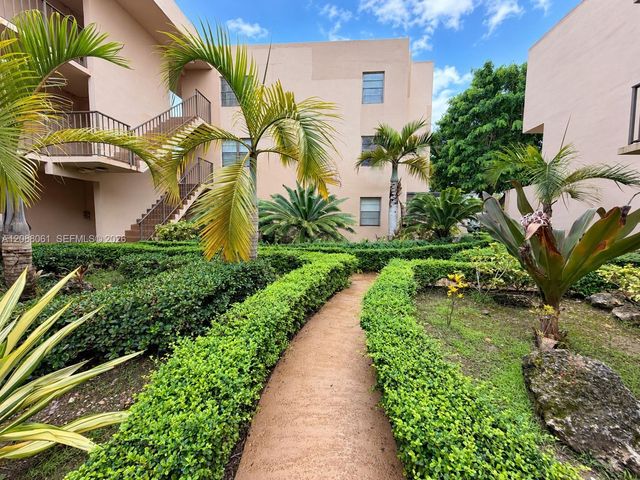 10625 SW 112th Avenue 111, Miami, FL 33176
