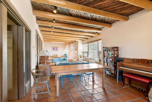 149 N Calle Ojo Feliz UNIT B, Santa Fe, NM 87505