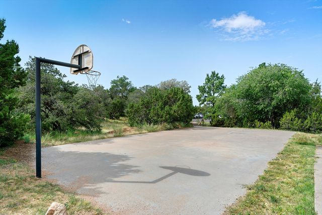 149 N Calle Ojo Feliz UNIT B, Santa Fe, NM 87505