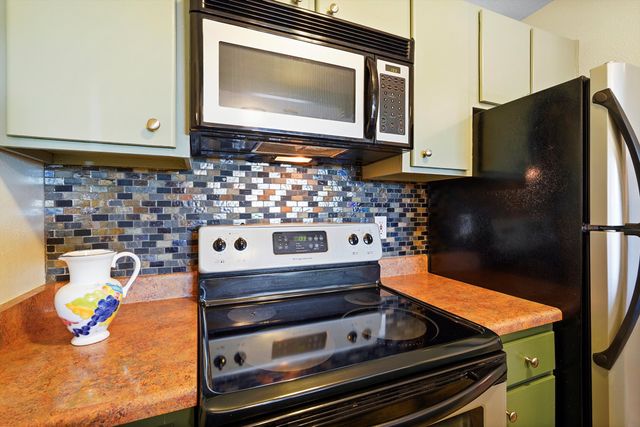 149 N Calle Ojo Feliz UNIT B, Santa Fe, NM 87505