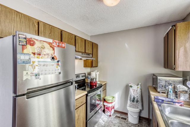 6646 84th Court, Brooklyn Park, MN 55445