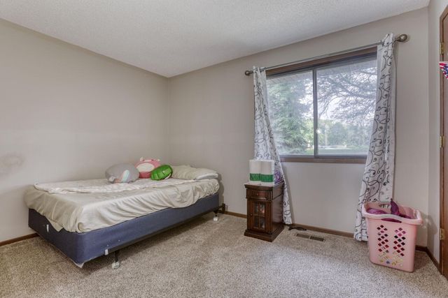6646 84th Court, Brooklyn Park, MN 55445
