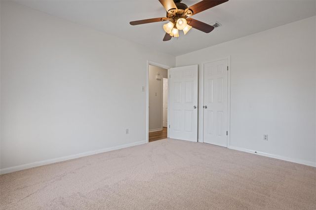 9915 Bayou Woods Drive, Baytown, TX 77521