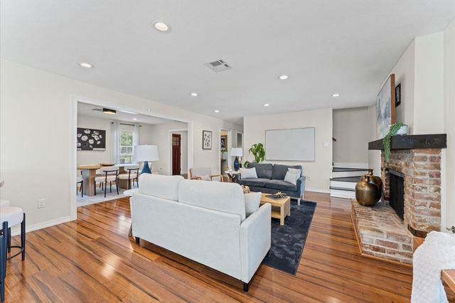 1047 Lehman Street, Houston, TX 77018