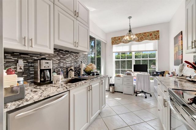 6560 Villa Sonrisa Dr 1311, Boca Raton, FL 33433