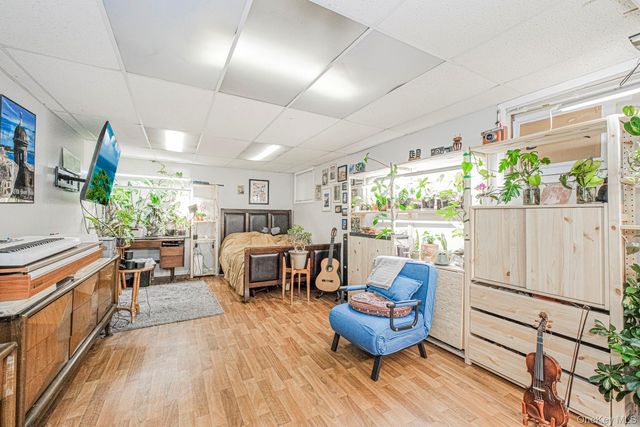 109 Adams Avenue, Staten Island, NY 10306