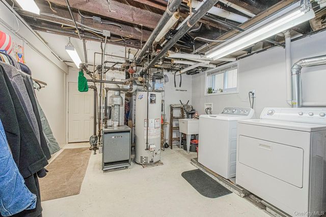 109 Adams Avenue, Staten Island, NY 10306