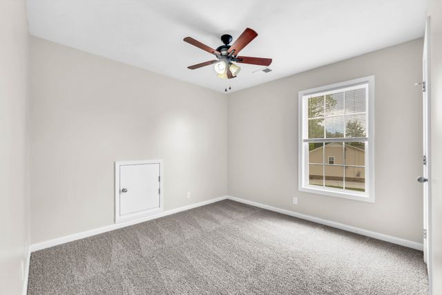 800 Shetland Dr, Oak Grove, KY 42262