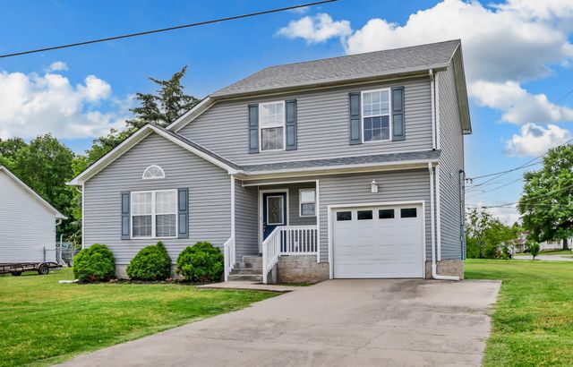 800 Shetland Dr, Oak Grove, KY 42262