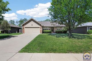 7448 SW Cannock Chase RD, Topeka, KS 66614