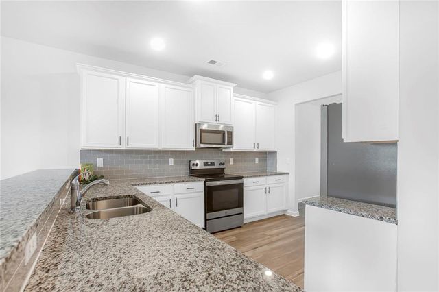 3570 Saratoga Circle, Decatur, GA 30034