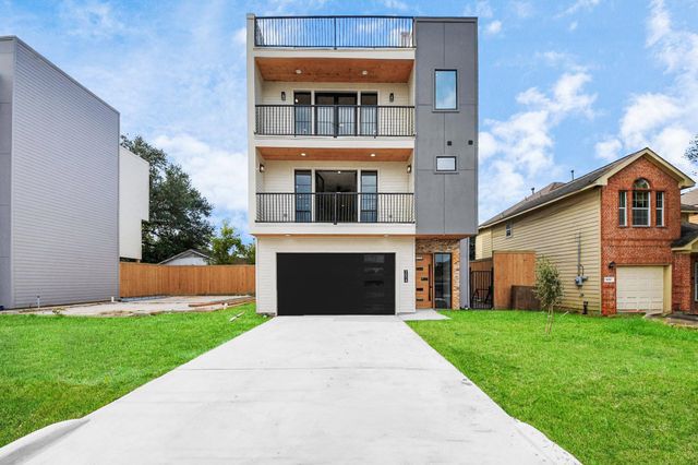 9014 Ferdinand Street, Houston, TX 77051