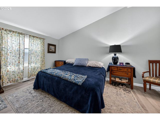 157 Nw BREE Dr, Winston, OR 97496