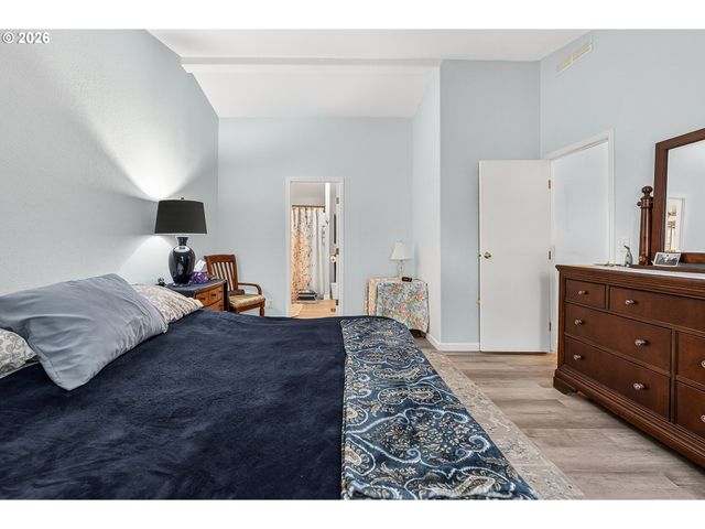 157 Nw BREE Dr, Winston, OR 97496