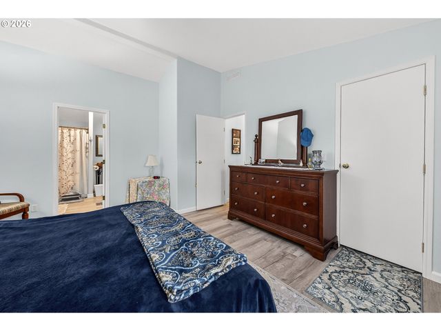 157 Nw BREE Dr, Winston, OR 97496