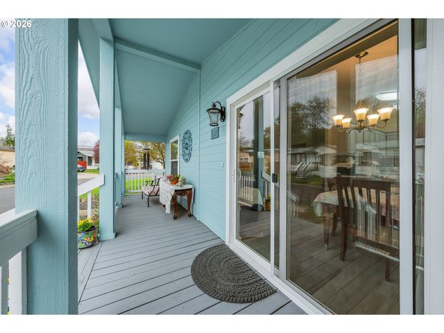 157 Nw BREE Dr, Winston, OR 97496