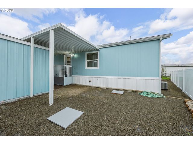 157 Nw BREE Dr, Winston, OR 97496