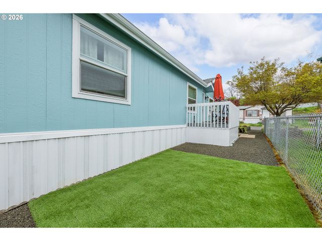 157 Nw BREE Dr, Winston, OR 97496